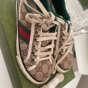 Gucci sneakers,